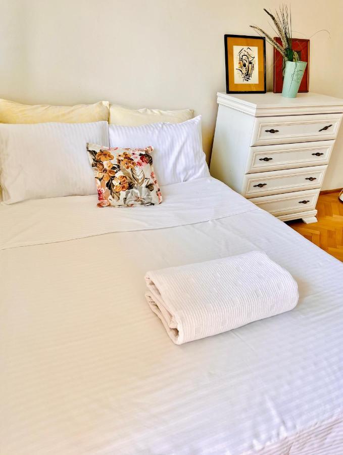 Mint Apartment Тиват Екстер'єр фото